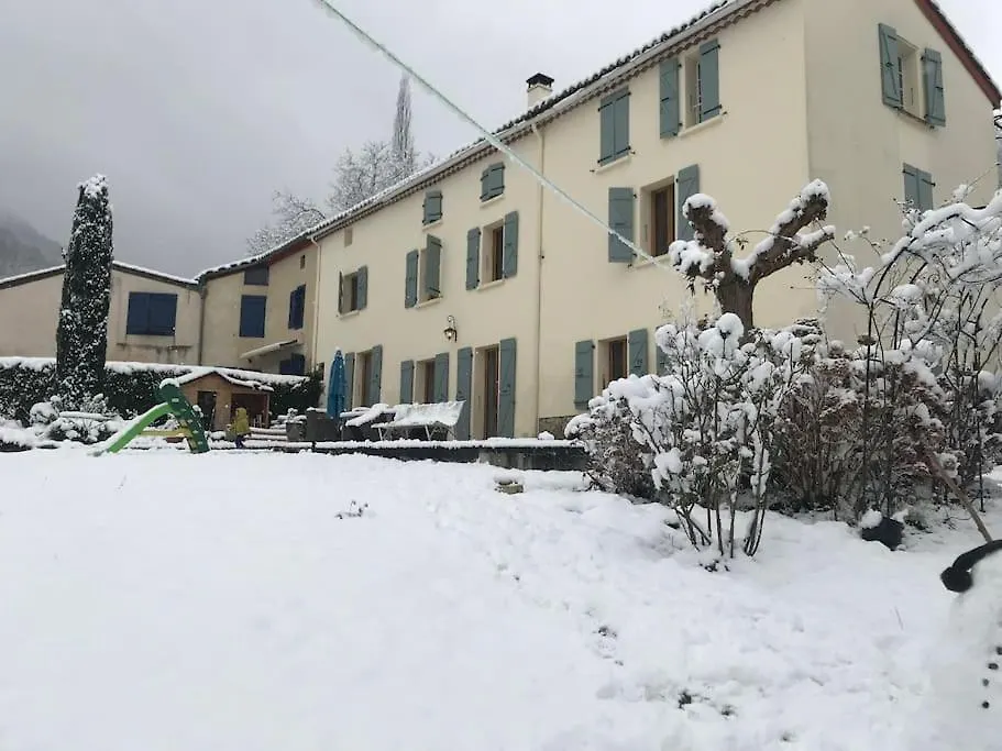 Grande Maison Familiale 4 Chambres Ganac Holiday home