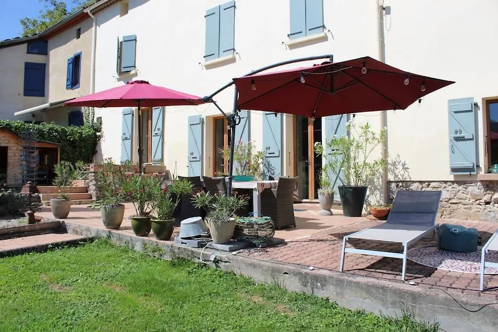 Holiday home Grande Maison Familiale 4 Chambres Ganac